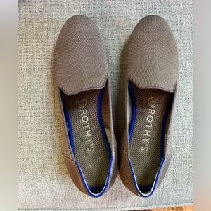 Rothy’s loafer, size 7.5. Grey color.